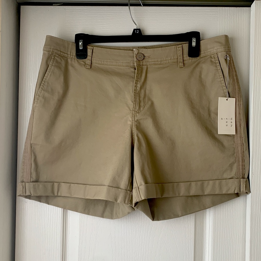 A New Day Women’s Khakis Shorts